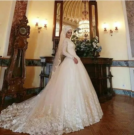 Modest Bridal Ballgown by Karmen Aksu